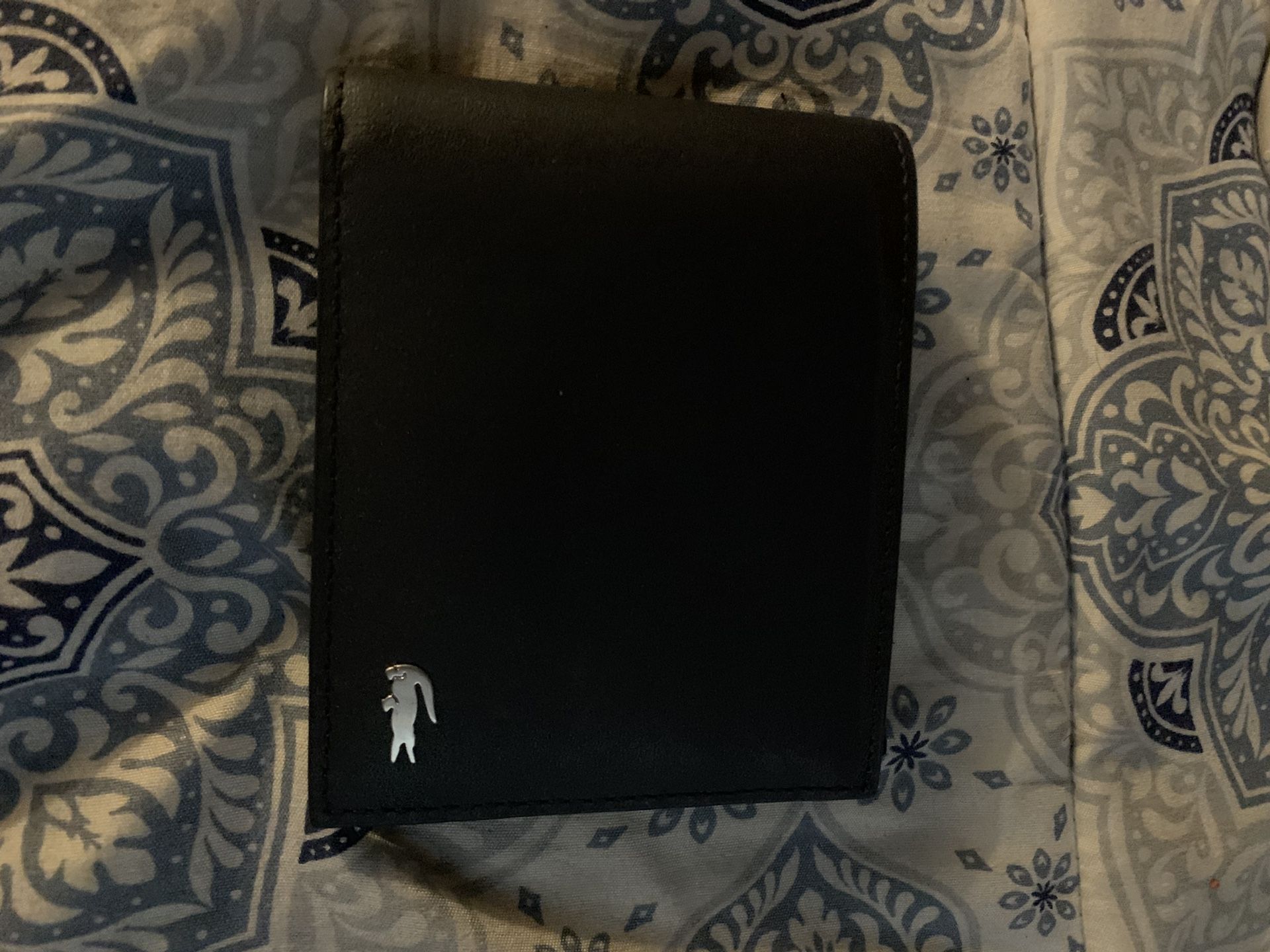 lacoste leather wallet 