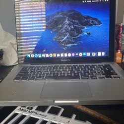 MacBook Pro 13”