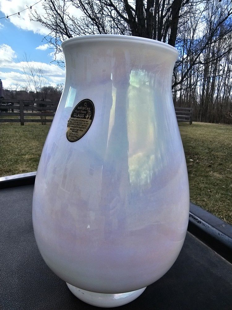 $125.00 - 14" Antique Vase, Iridescent/Pearlized White Color! E.O BRODY CO/OHIO MADE! RARE FIND!
