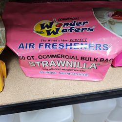 Wonder Wafers Strawnilla