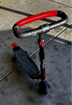 Rollplay Wave Catcher 24v electric scooter
