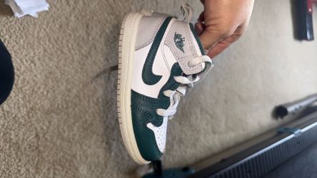Nike Jordan 1’s size 6.5 Toddler