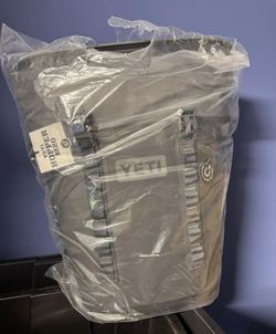 Yeti HOPPER M20 Soft-Sided Backpack Cooler Charcoal Gray NEW W/ TAGS