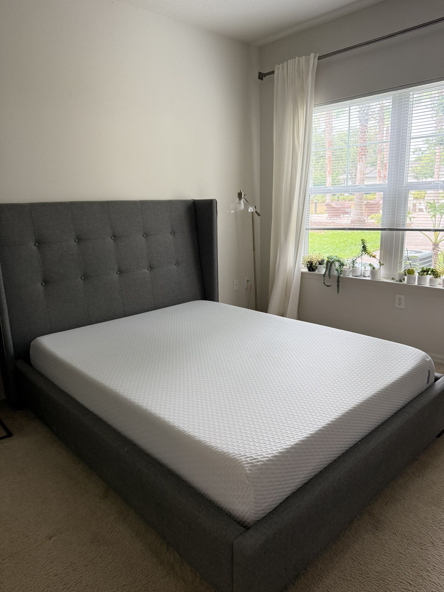 Platform tufted Queen Bed Frame
