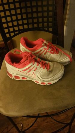 Girls nikey shoes