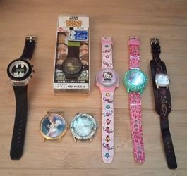 Watches Disney's Star Wars - Batman - Hello Kitty -