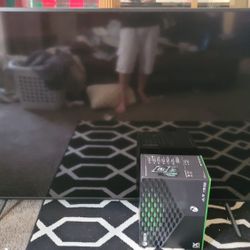 Xbox series X and 75" Samsung 4k UHD Smart TV 