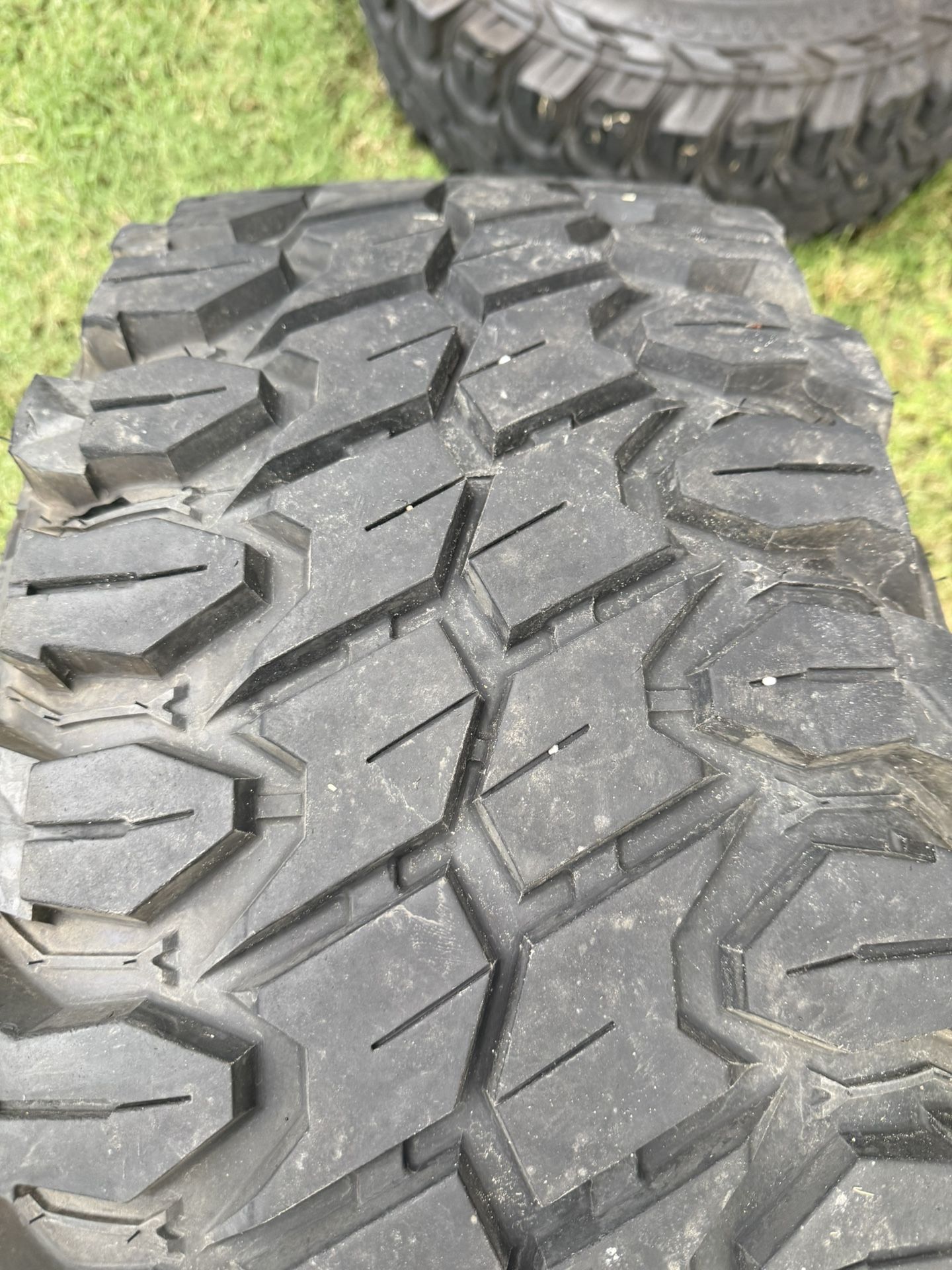 Gladiator X Comp mud Tires 35-12.50-22’s