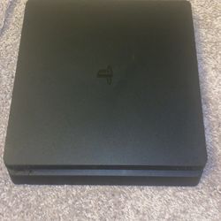 PS4 Slim 1TB Bundle