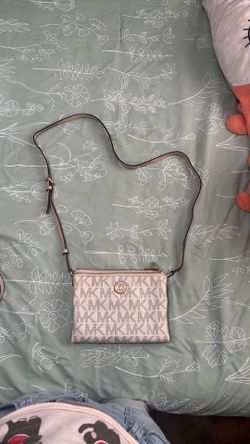 Michael Kors Cross Over Bag