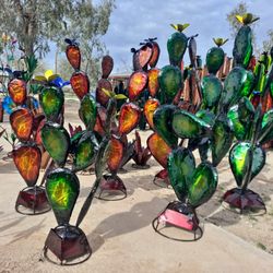 Metal Yard Art,  Wind Spinners & POTTERY 🌵 