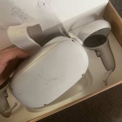 Oculus Quest 2 – Great Condition – Ready to Pla
