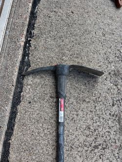Pick Mattock with Fiberglass Handle