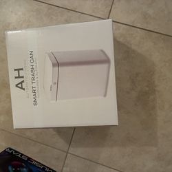 Bathroom Sized Trash Bin