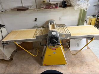Seewer Rondo SUS63 C Floor Model 24"W Reversible Dough Sheeter on Casters