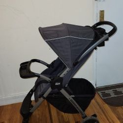 Lightweight Stroller Chicco Bravo Plus 