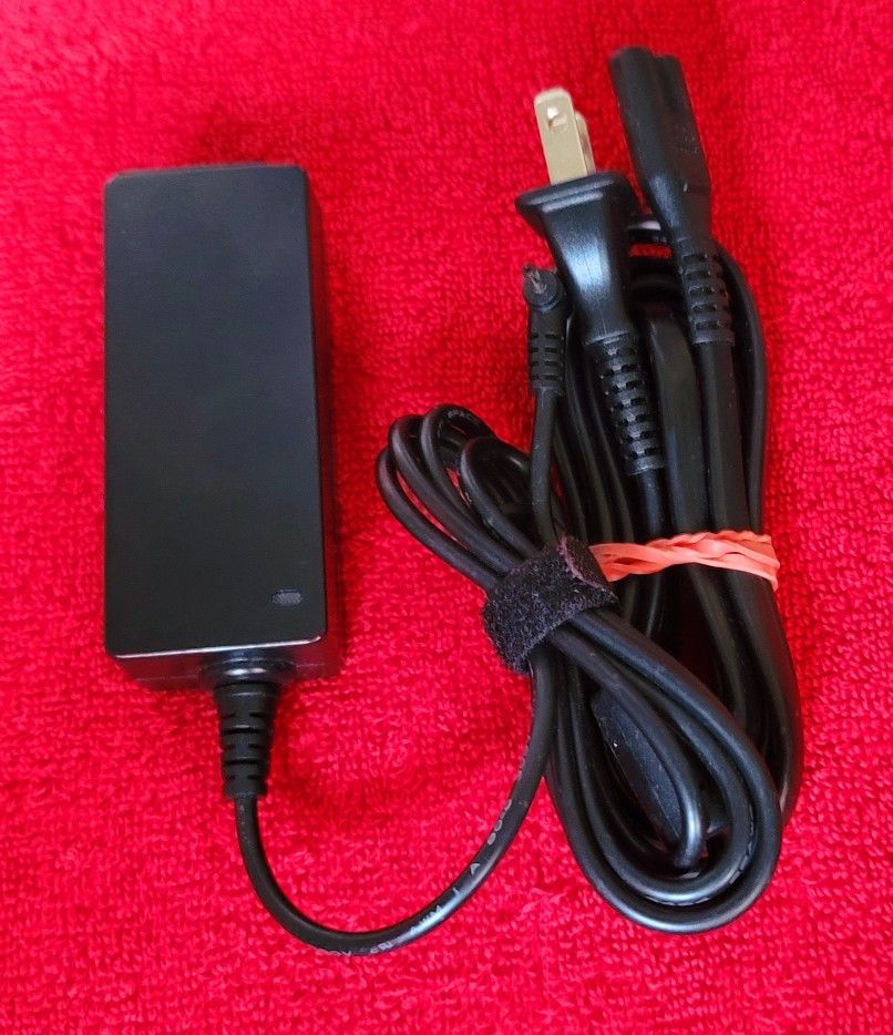 19V 2.37A 45W 3.0/1.1mm Slim Pin AC Adapter for ACER Aspire One Cloudbook AO1-131 AO1-131 AO1-431 Chromebook 11 C730 Chromebook R 11 C738T Chromebook 