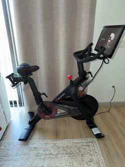 Peloton Bike