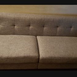 Less Than A Year Old 78" Sofa Couch Smoke And Pet Free Household Always Used With Cover On. 