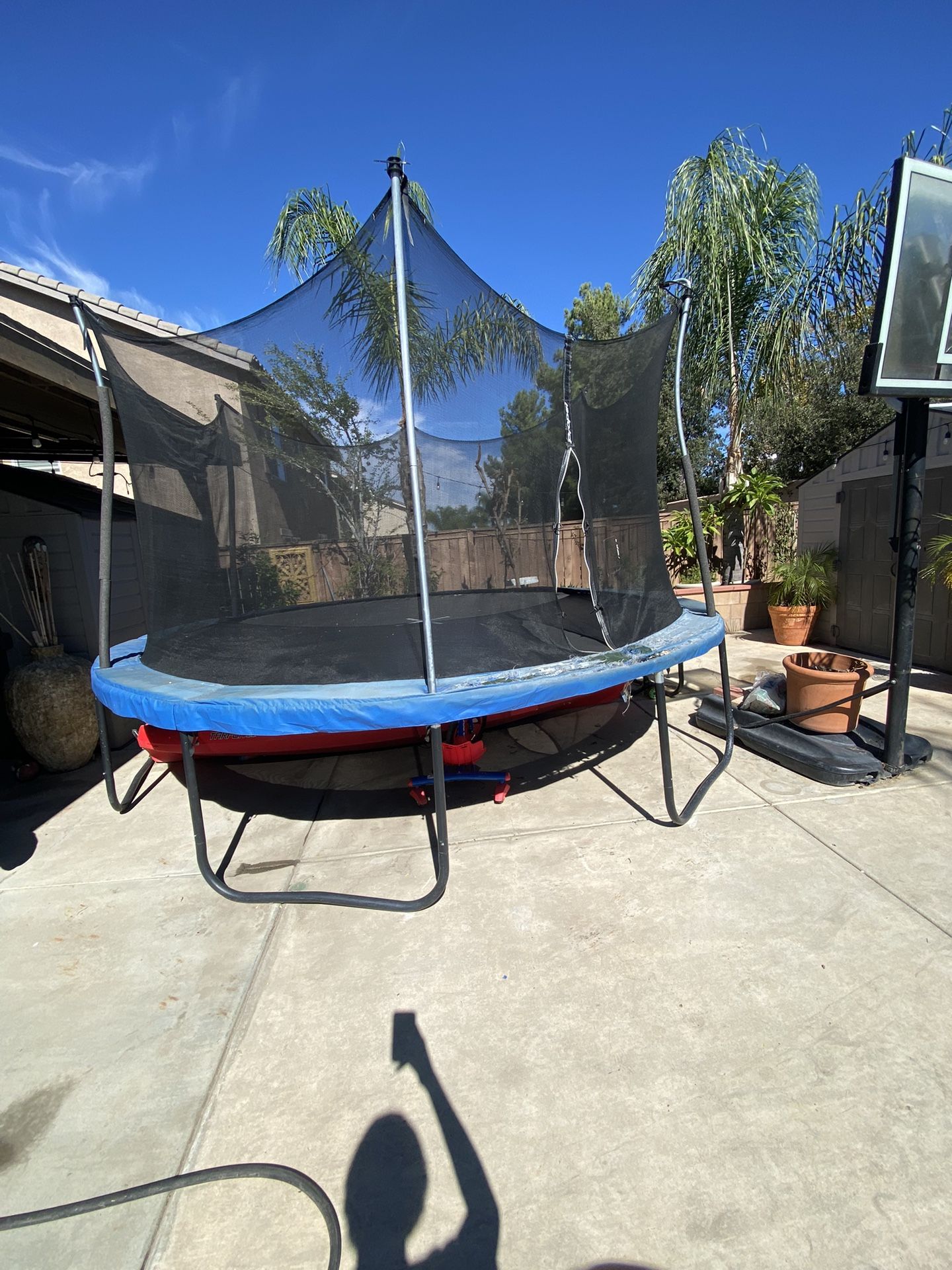 Trampoline 