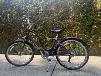 Electra Townie Cruiser Bike Purple