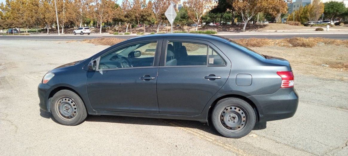 2007 Toyota Yaris
