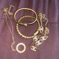 Fashion Jewelery Lot Gold Tone