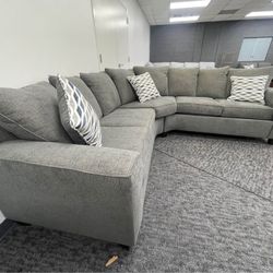  want something comfortable? OVERSIZED Grey Comfy LUXURY Sectionals  $825
