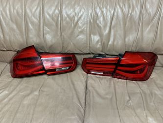 Tail Lights From 2018 BMW 330i LCI -$300