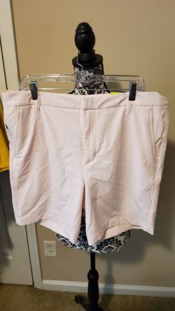Men All in Motion 8 in. Shorts Size 38 Pink