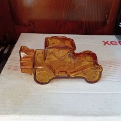 VINTAGE AVON PACKARD ROADSTER DECANTER/COLOGNE BOTTLE. 