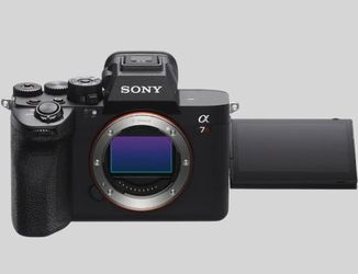 SONY a7R5 .. GREAT PRICE!
