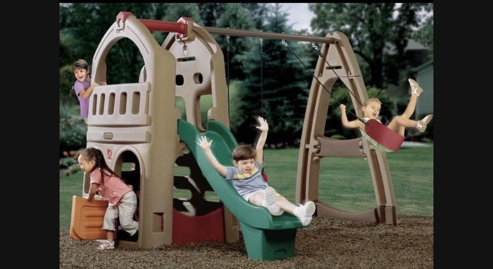 Step 2 Playhouse Climber Swing set With Slide