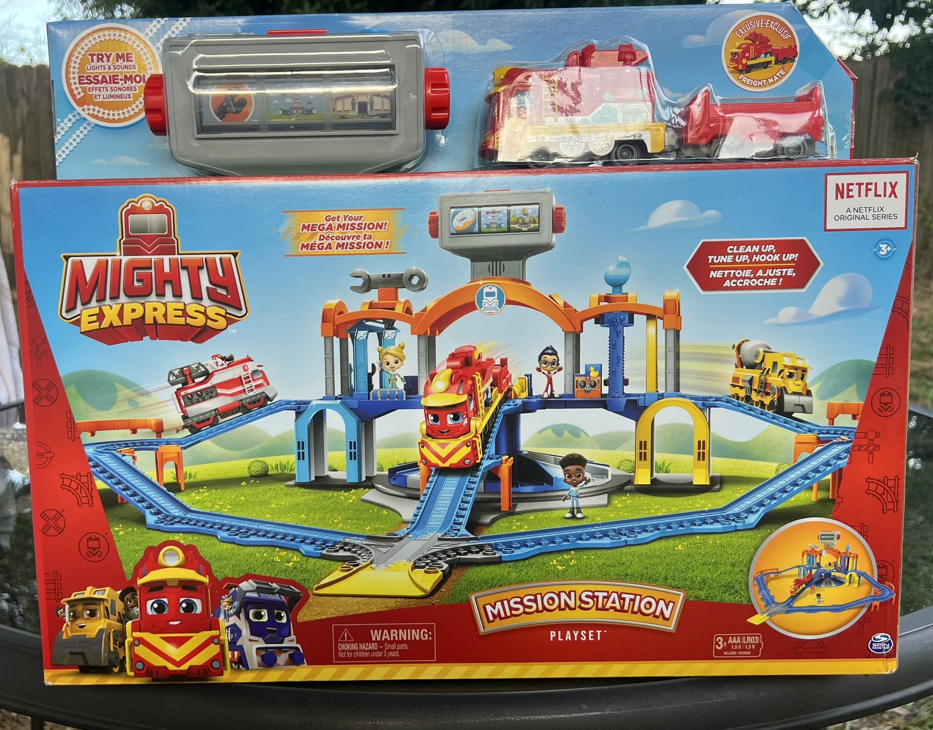 Mighty Express, Mission Station Playset with Exclusive Freight Nate Toy Train, Lights and Sounds BRAND NEW!