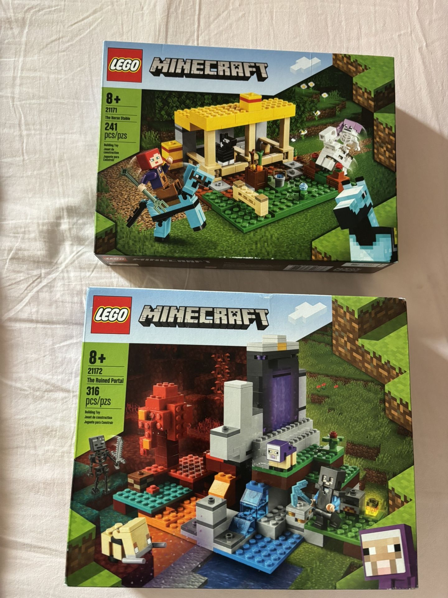 2 Lego Sets - Minecraft