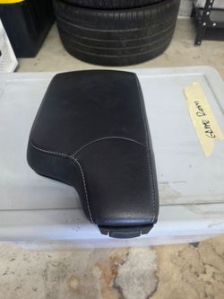 Lexus arm rest