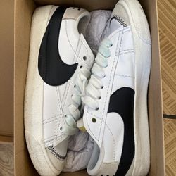 Nike blazer