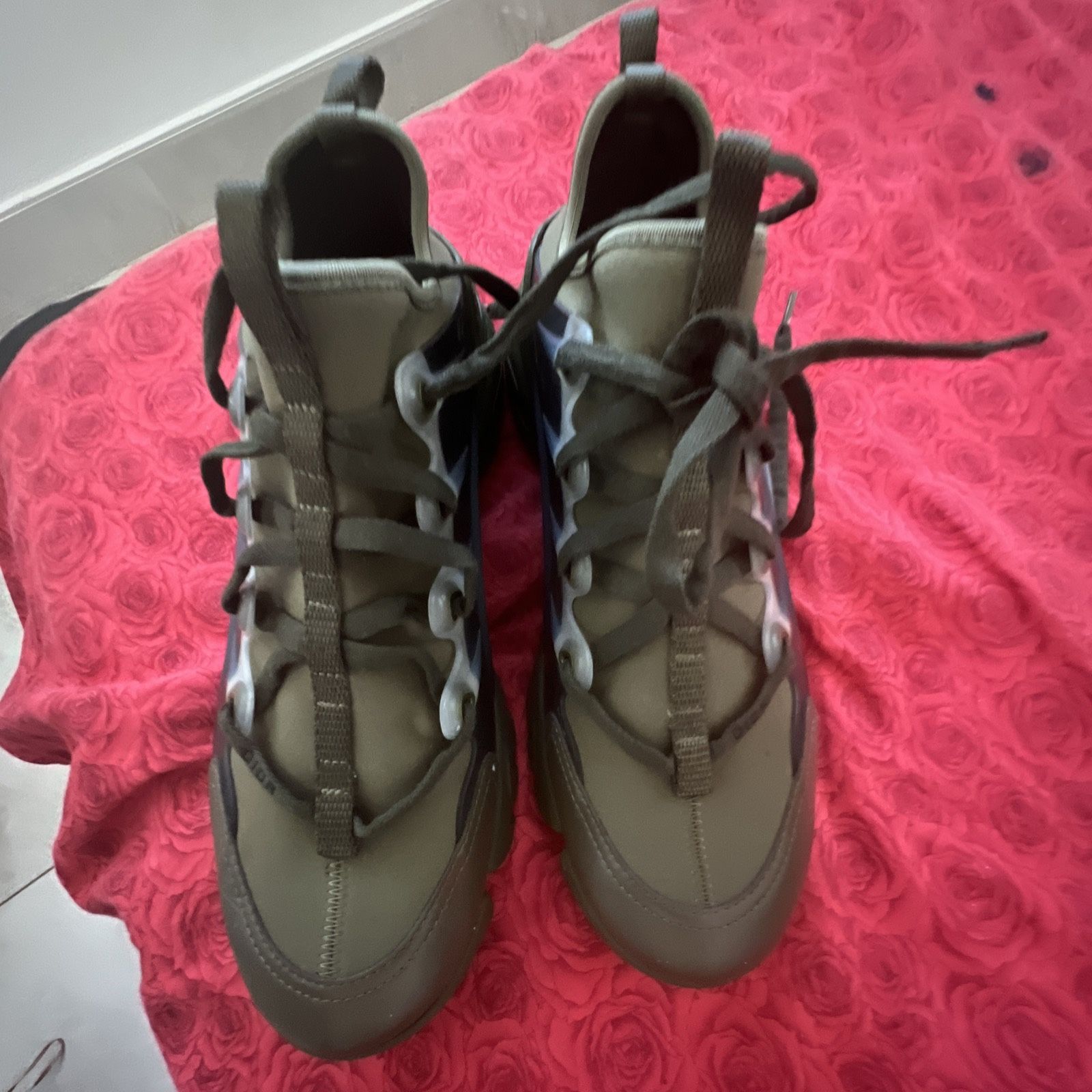 Khaki Dior D Connect Sneakers Green 100% Authentic Christian Dior 