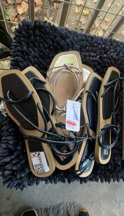 SM New  York Shoes  Flat sandals 