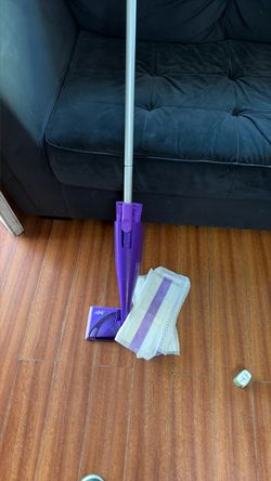 Swifter mop with pads
