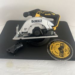 $120 New Dewalt 6-1/2” Circular Saw DCS565 (Tool-Only) 20-Volt
