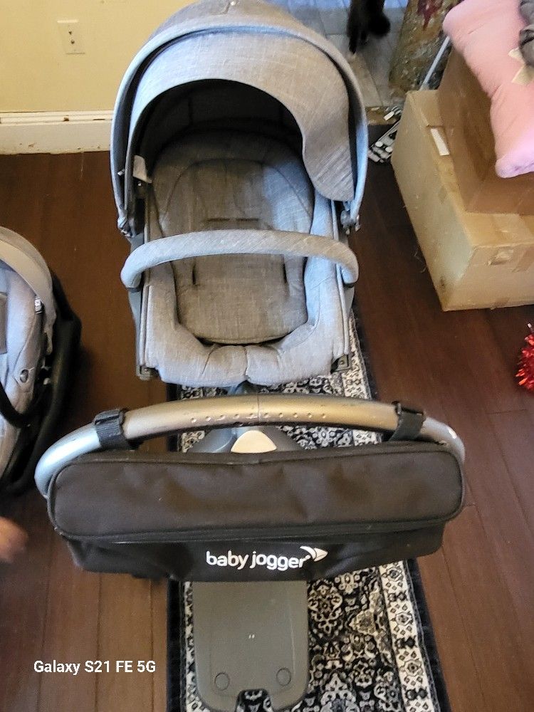 Stoke Xplory Stroller And Car Set All In One