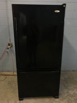 Black 22 Cu Ft Whirlpool Refrigerator