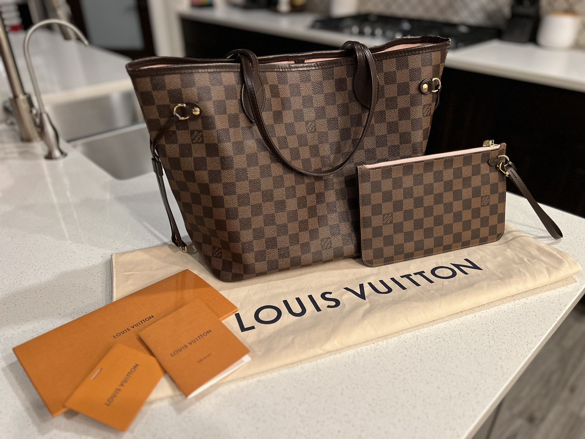 Authentic LV Neverfull MM