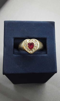 Women's Ring - Yellow Gold 14k (.585) 4.2 grams Size 7