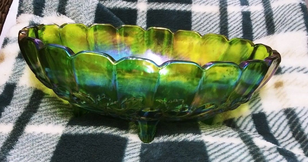 Carnival glass bowl