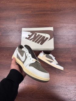 Travis Scott x Air Jordan 1 Retro Low OG Reverse Mocha
