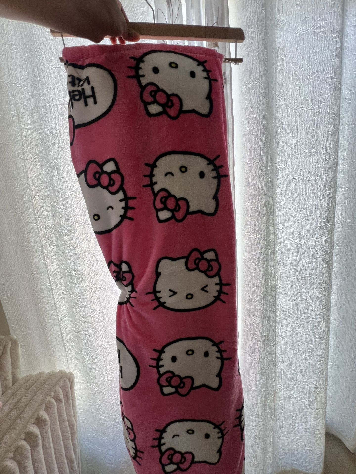 Hello Kitty Blanket