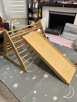 Cassaro Climbing Triangle and Ramp