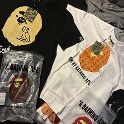 (Best offer)Bape T-shirts w/ tags & bag